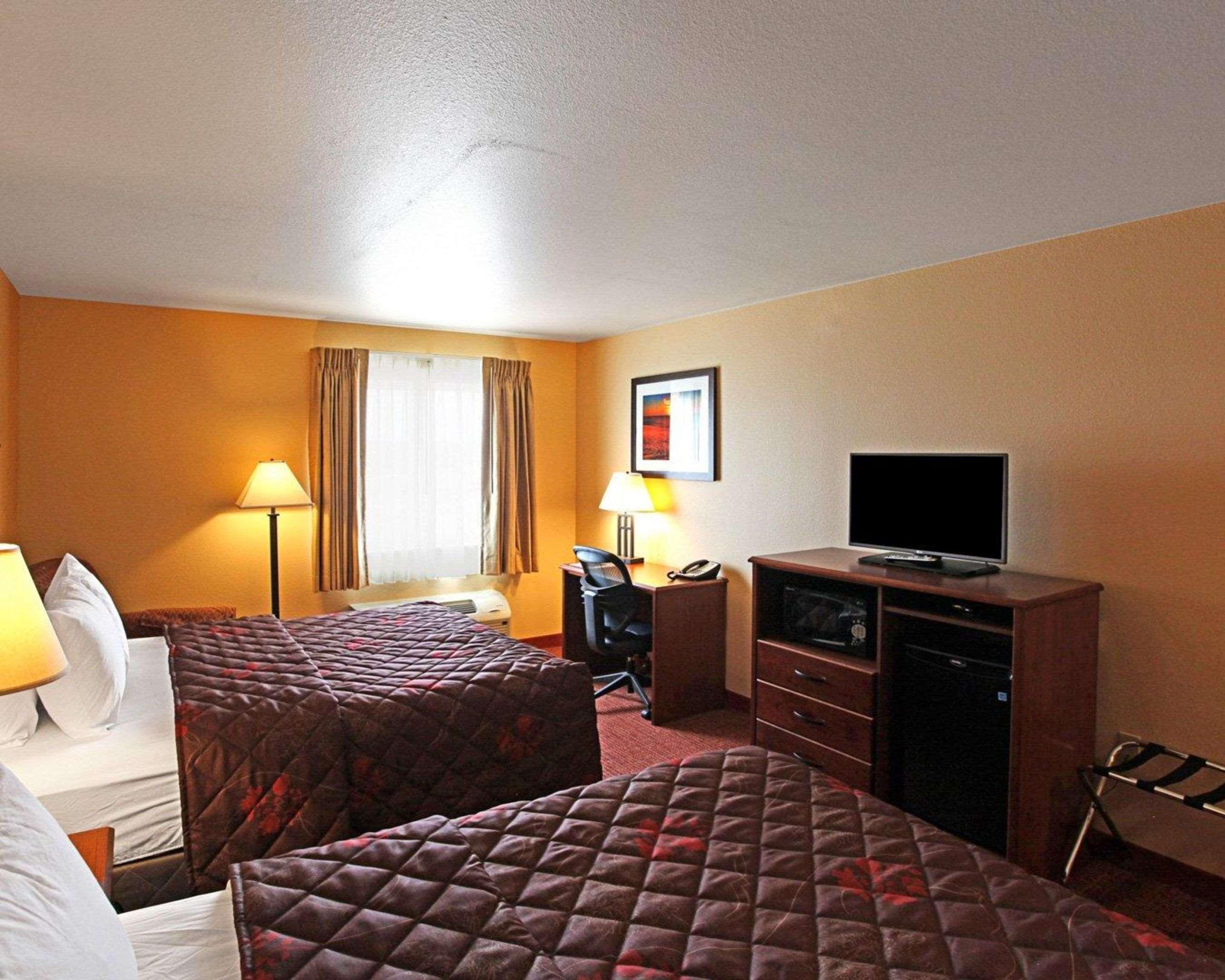 Rodeway Inn & Suites Phillipsburg エクステリア 写真